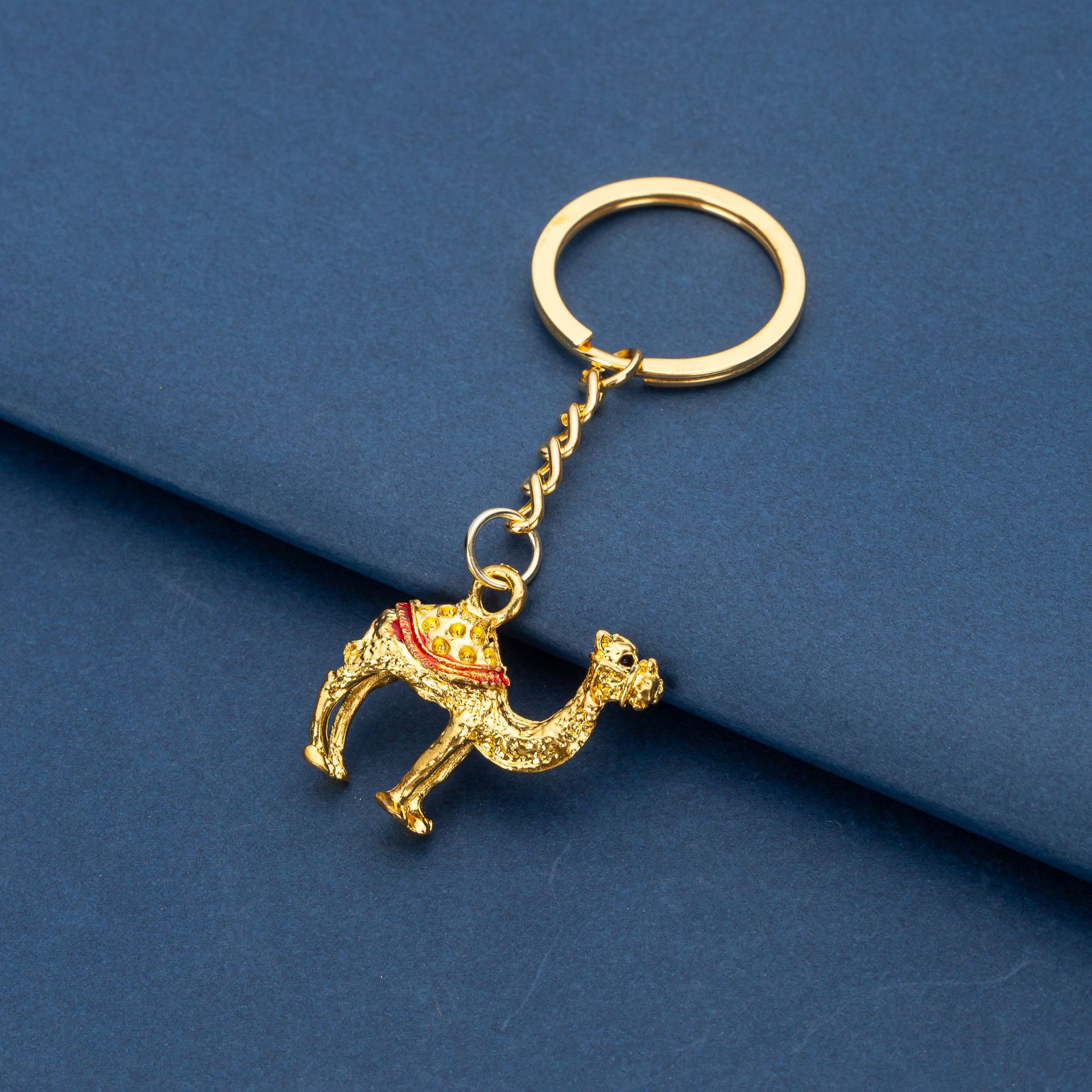 New Metal 3D Camel Keychain Du - Car Accessories Dubai 评论和价格